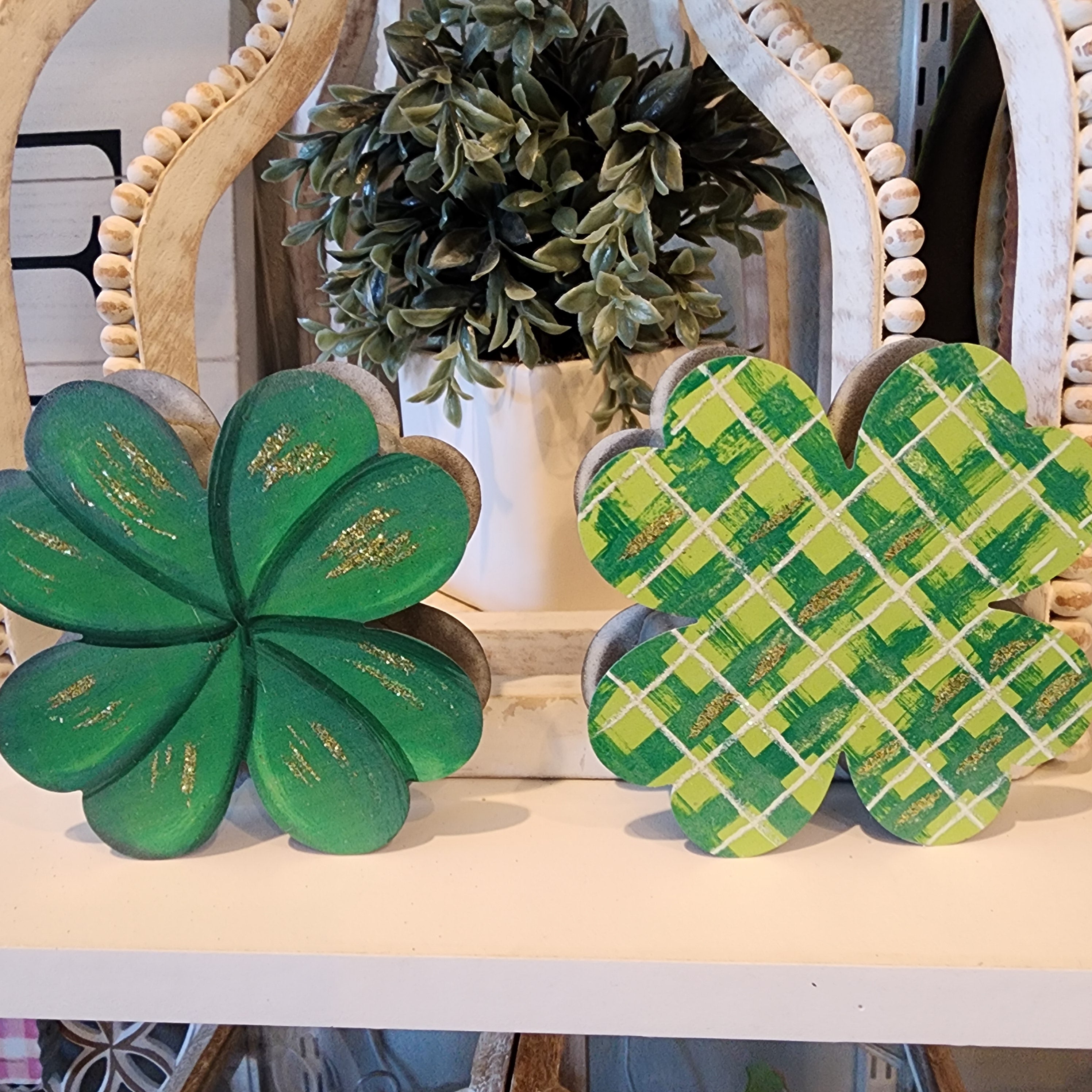 Reversible Shamrock Sitter