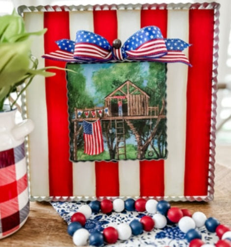 Patriotic Treehouse