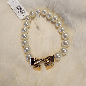 AT3370 Bow Bracelet