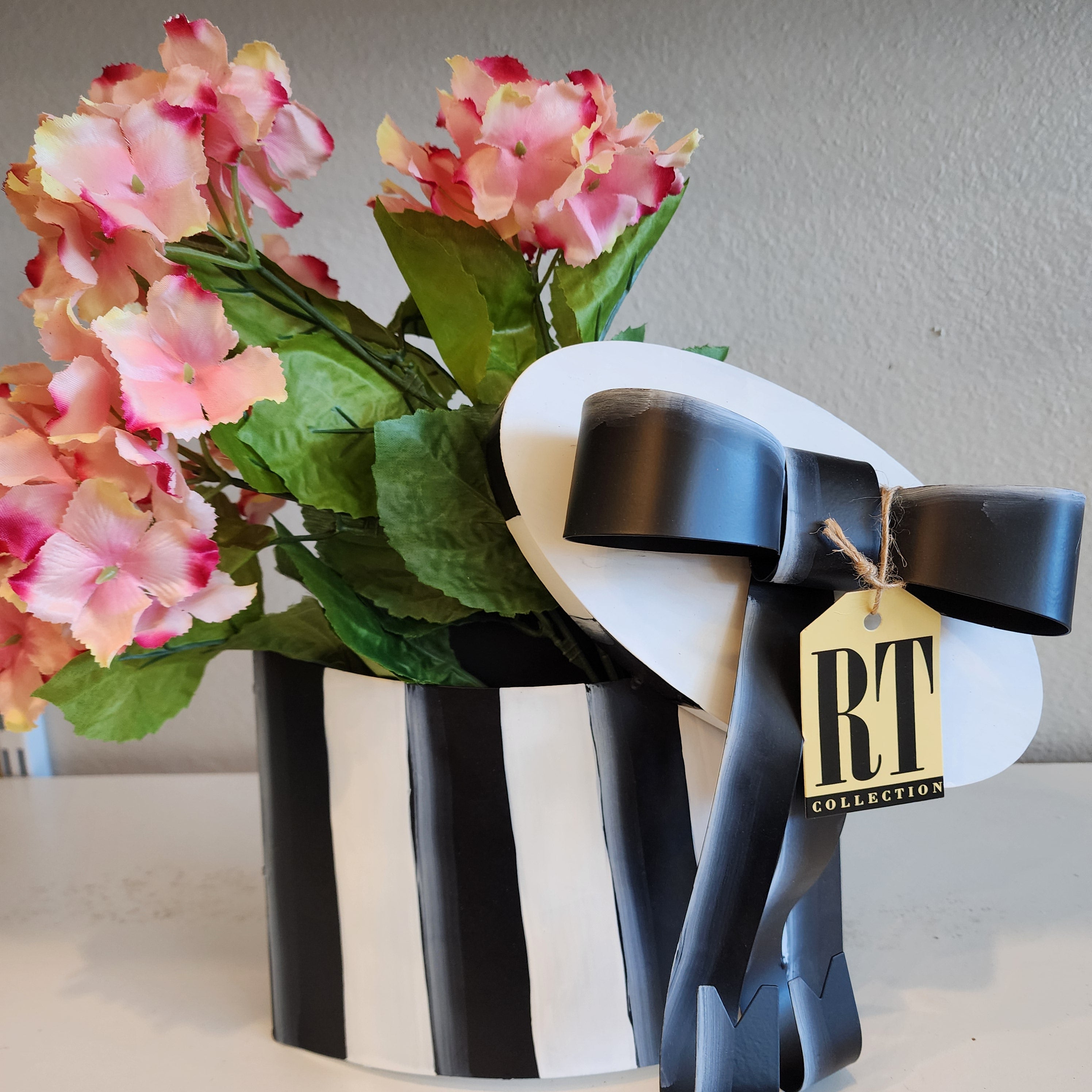 French Hat Box Pocket