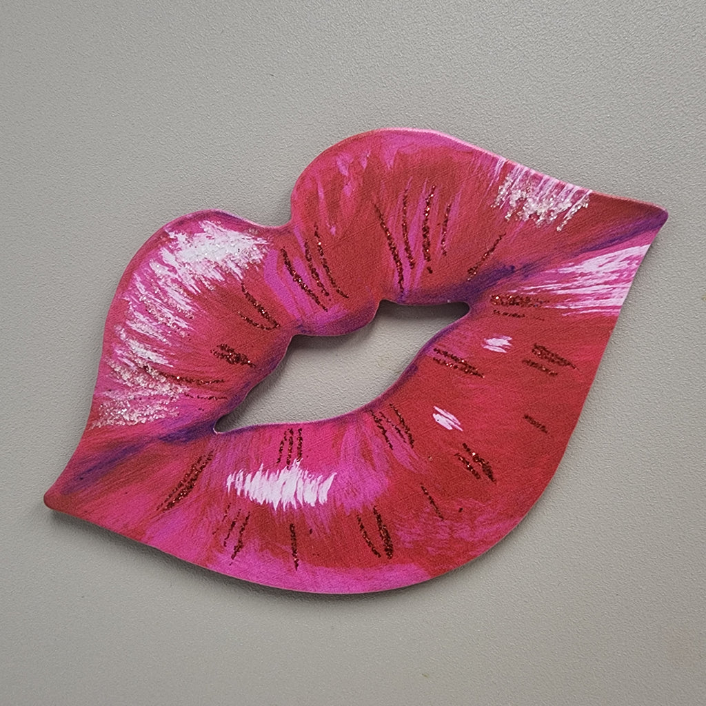 Lip Magnet