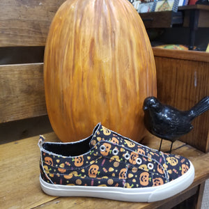 Corkys Babalu Black Pumpkin Shoe.