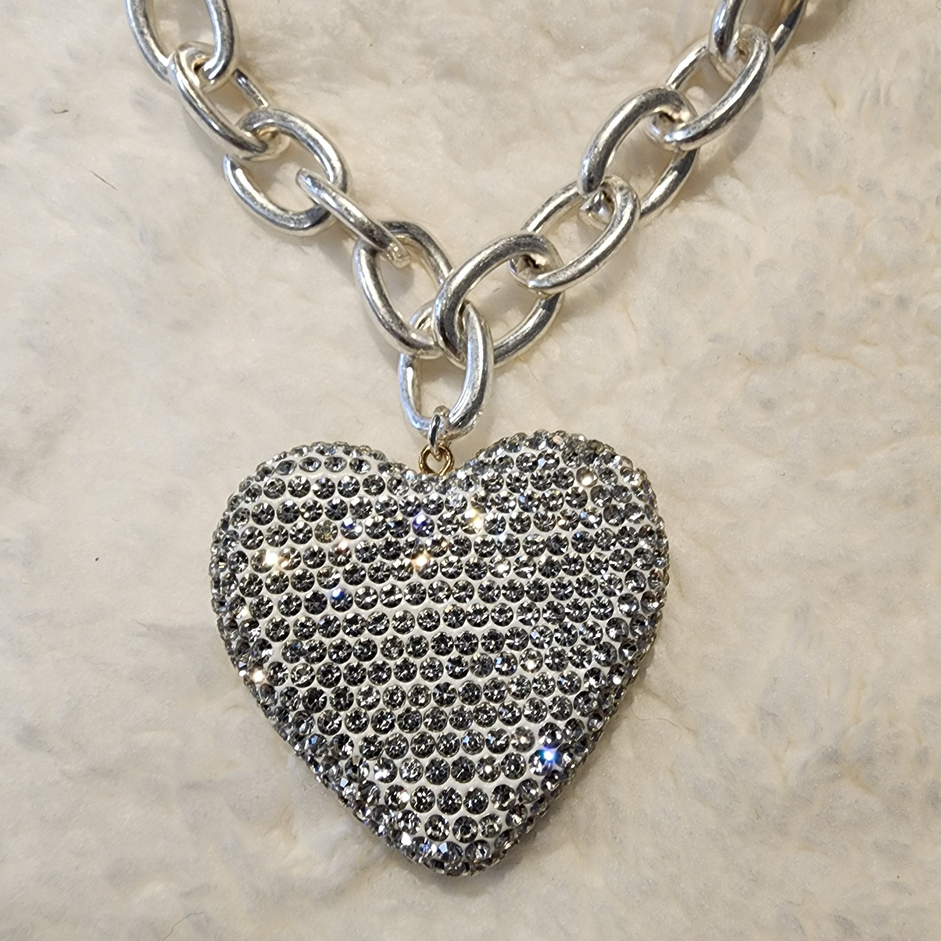 RD0384 Heart Necklace